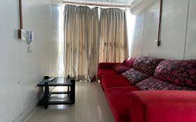 Apartamento 02 - Dois quartos, sala e cozinha